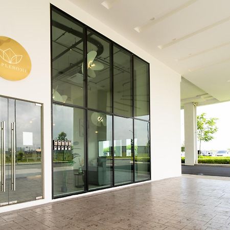 Amber Cove Premier Suites Melaka المظهر الخارجي الصورة